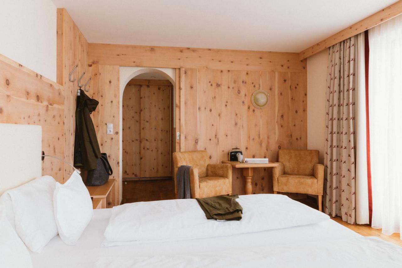 Gartenhotel Linde 4 Sterne Superior Ried im Oberinntal Exteriér fotografie
