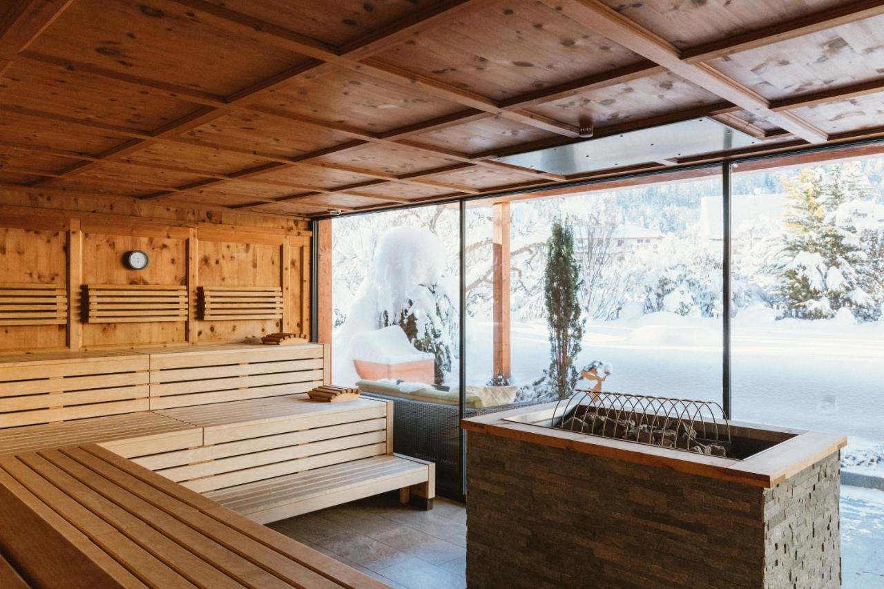 Gartenhotel Linde 4 Sterne Superior Ried im Oberinntal Exteriér fotografie
