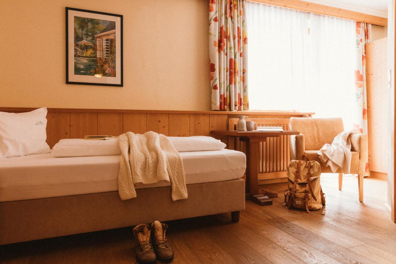 Gartenhotel Linde 4 Sterne Superior Ried im Oberinntal Exteriér fotografie