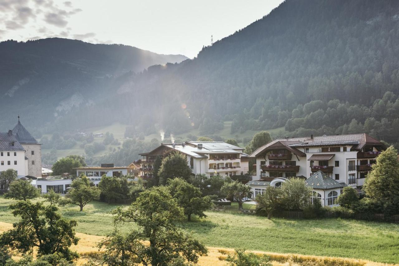 Gartenhotel Linde 4 Sterne Superior Ried im Oberinntal Exteriér fotografie